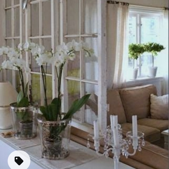 Meet your Posher, Belinda - Picture 1 of 1